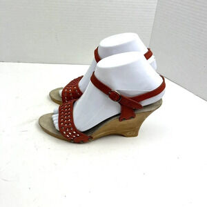 Women’s Wood Platform Leather Sandals Sz.7 Red Gold Accents Studs Boho Wedge